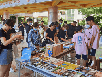 20251113 臺中市四張犁國中 親師生座談會漂書